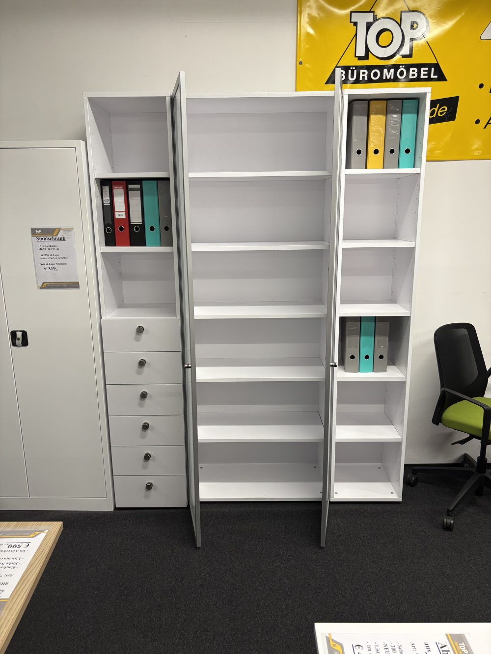 Glasdrehtürenschrank weiß